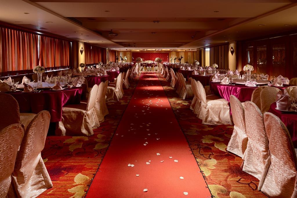 Gala Hotel Тайпей Екстериор снимка