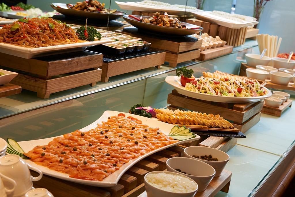 Gala Hotel Тайпей Екстериор снимка